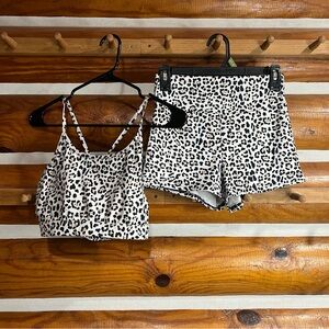 SHEIN Black and White Leopard Print exercise/athletic Set
